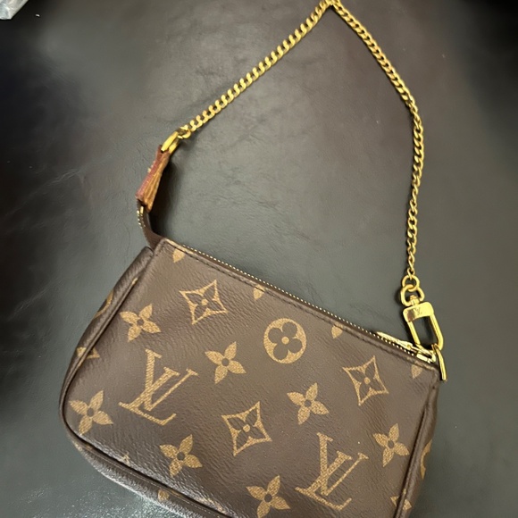LV Pochette accessories - Picture 2 of 12